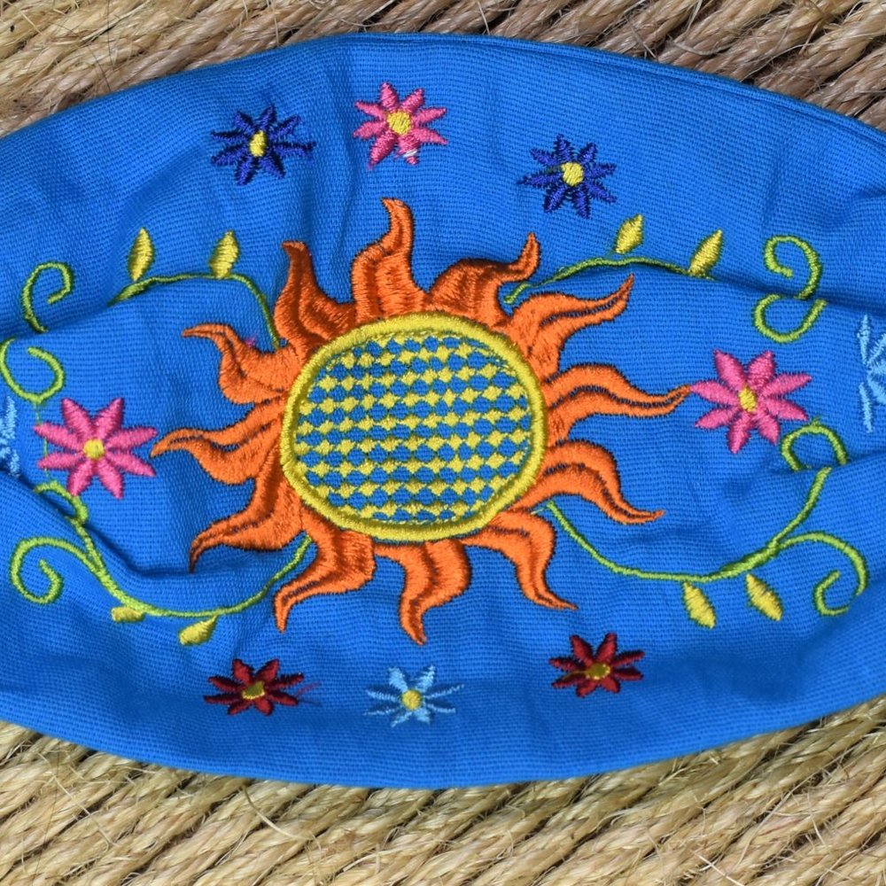 Azul Flor Solar Face Mask